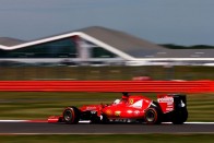 F1: Vettel tojik Webber vádjaira 49