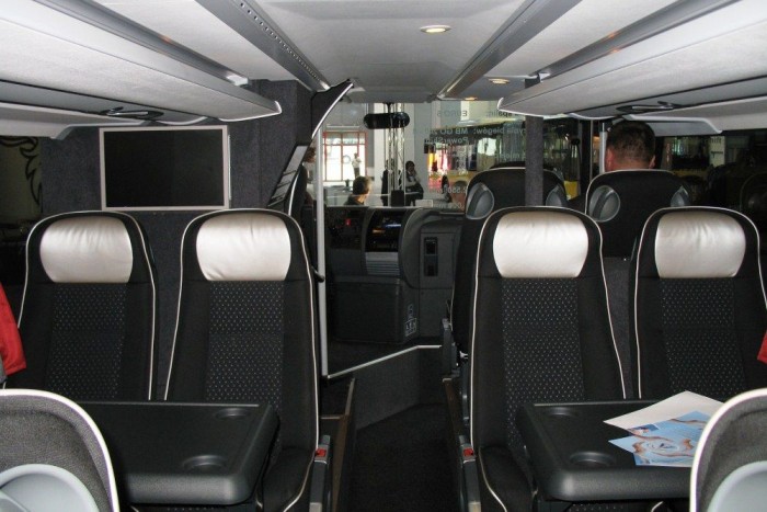 A buszos nyaralások főszereplője 3