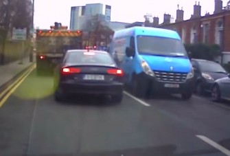 Rendőrbe futott a siető audis, kemény büntetés lett a vége