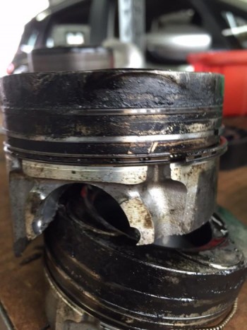 Ez a legborzasztóbb motorhiba, amit valaha láttunk 10