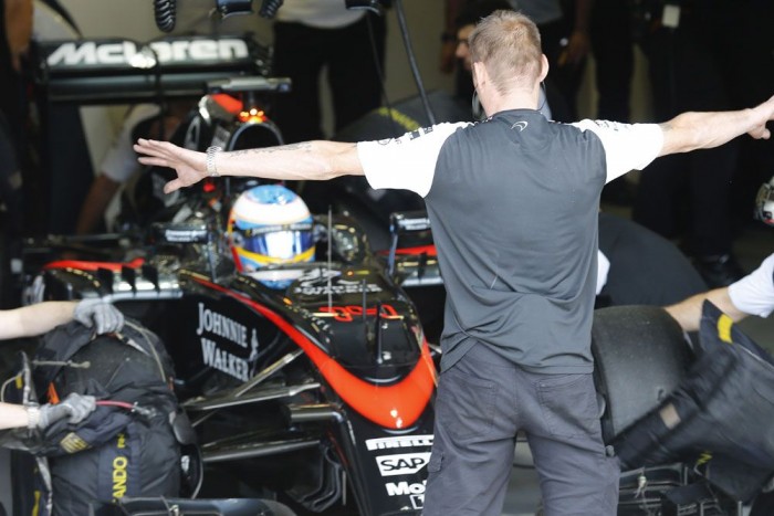 Alonso: Túl közel van a GP2! 3