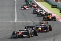 Alonso: Túl közel van a GP2! 6