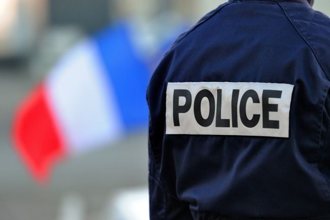 Rendőrnek álcázott bandák rabolják ki az autósokat