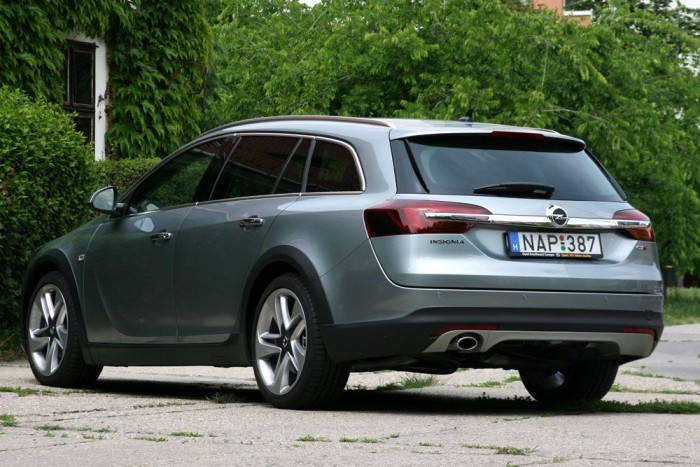 Igényes választás az Insignia a kategóriában, de magas az ára