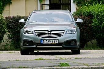 Insignia: új dízel, kis felhajtás