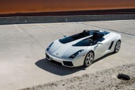 Ablakok és tető nélküli Lamborghini 800 milláért. Jöhet? 14