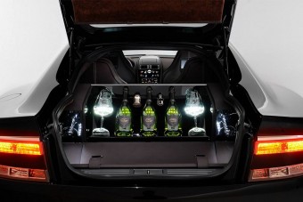 Ennyire főúri még sosem volt az Aston Martin