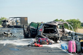 Halálos baleset, teljes útzár az M15-ösön