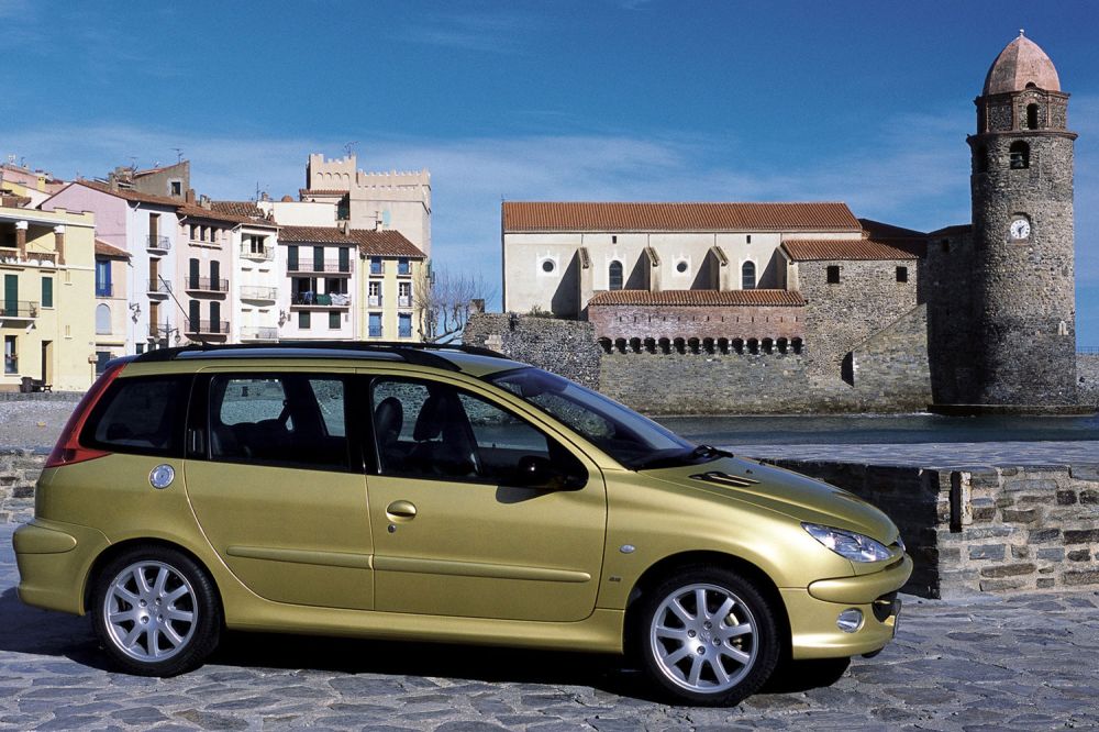 206, 1007, 207, 208, 2008, 307: az utóbbi másfél évtized kis és kompakt Peugeot-modelljeiben benne volt az 1,4 HDi. A C3-ban 16 szelepes, 92 lóerős is kapható volt belőle