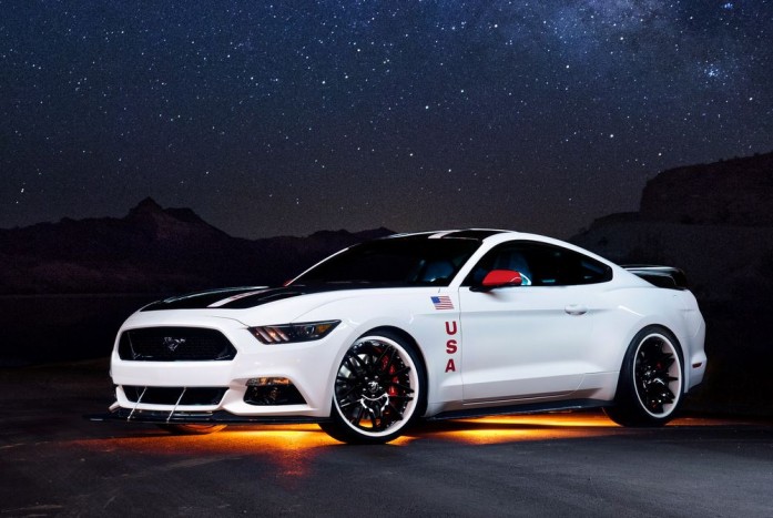 Űrhajónak képzeli magát a Mustang 7