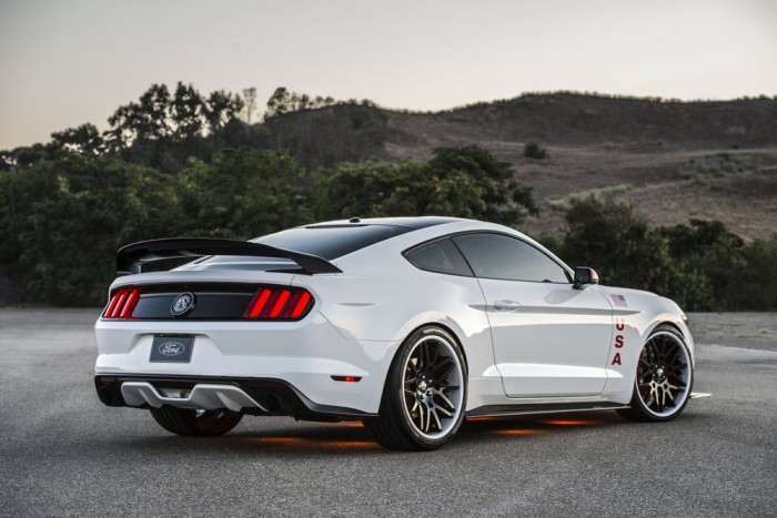Űrhajónak képzeli magát a Mustang 2 Űrhajónak képzeli magát a Mustang 2