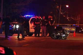 Kettévágta a kábel a részeg motorost