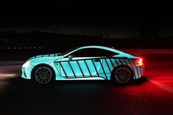 A vezető szívverésének ütemére villogó autó a Lexustól