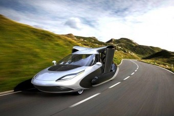 Repülő autó! Repülő autó! Repülő autó!