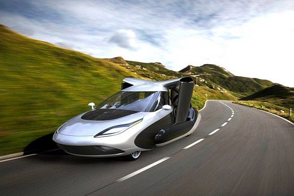 Repülő autó! Repülő autó! Repülő autó!