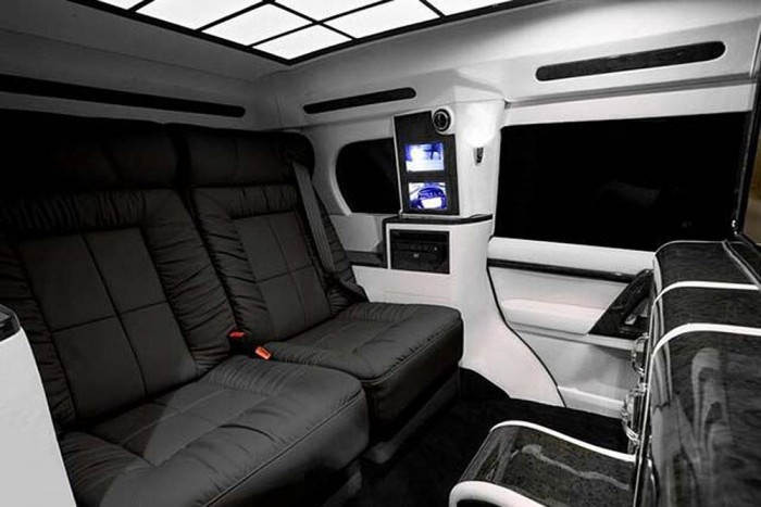 Autó, amely megvéd az ISIS terroristáitól 6