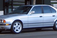 BMW E34 M5