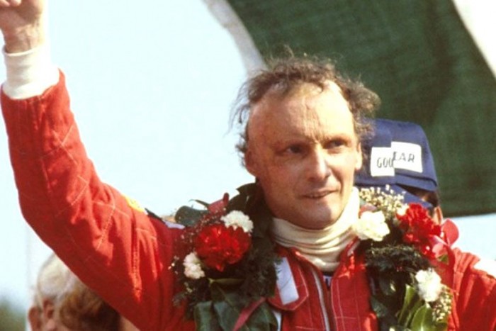 “Lányokat válogattam a Magyar Nagydíjra Laudával” 7 | Vezess Megégése után félt, de visszatért, és nyert még két világbajnokságot