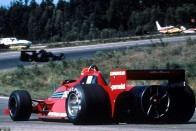 Gordon Murray alkotta meg az ún. fan cart, amelynek ventillátora a motor hűtése mellett kiszívta az autó alól a levegőt. A Brabham ravasz csapatfőnöke bizonyos Bernie Ecclestone volt 1978-ban
