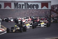 Elöl a legszebb autóban Dávid szerint a valaha volt legjobb pilóta (Senna), mögötte a hungaroringes kedvenc (Mansell), utánuk az első nagydíj győztese (Piquet)