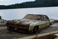43 évig állt a tóban az autó, benne egy ember maradványaival 2