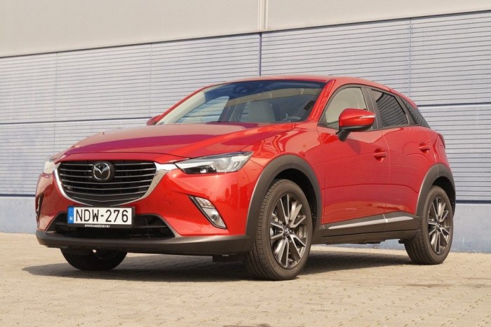 18,5 centivel rövidebb az ötajtós 3-asnál a CX-3, inkább CX-2-nek kellene hívni