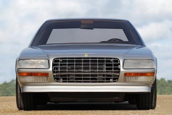 Újra eladó az egyetlen négyajtós Ferrari