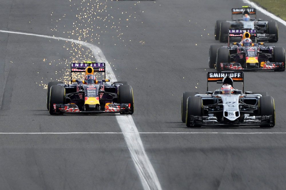 F1: Vettel fenyegetést jelent Hamiltonékra 62