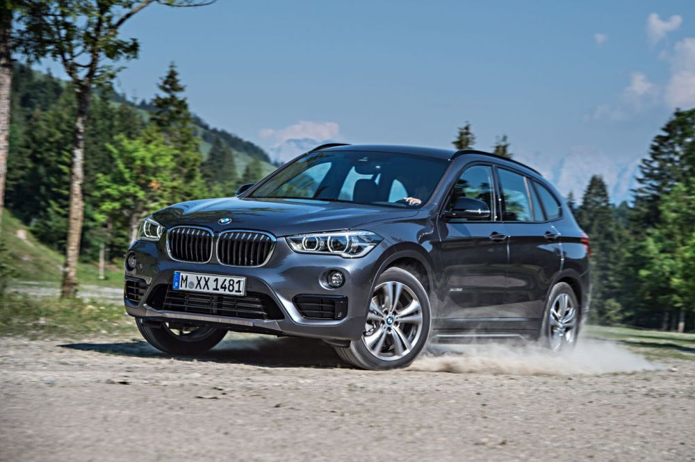 Végre igazi BMW az X1 8