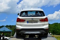 Végre igazi BMW az X1 32