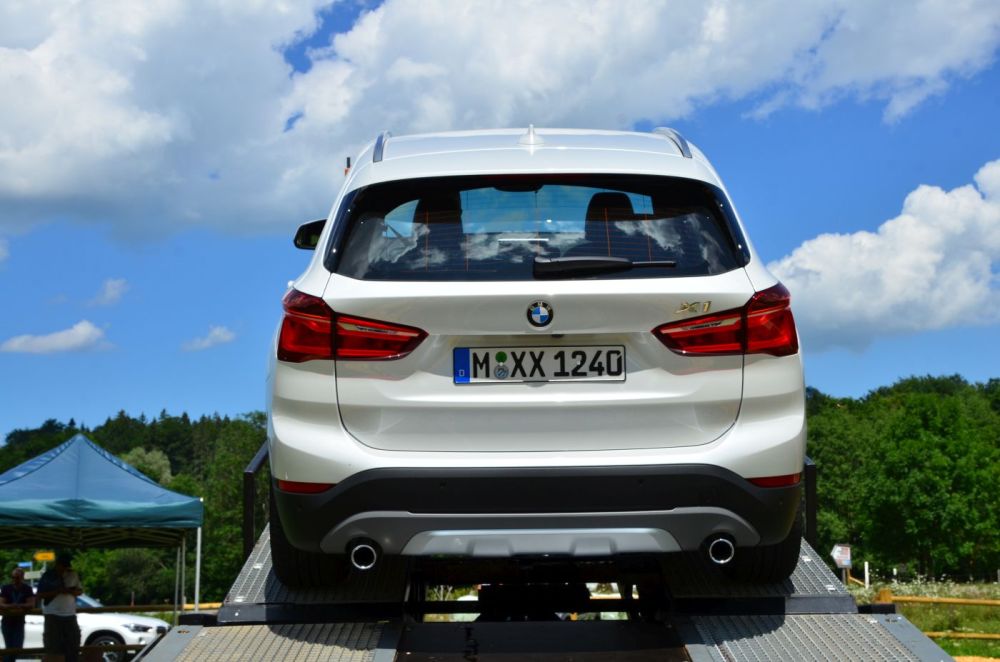 Végre igazi BMW az X1 9