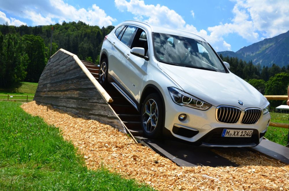 Végre igazi BMW az X1 25