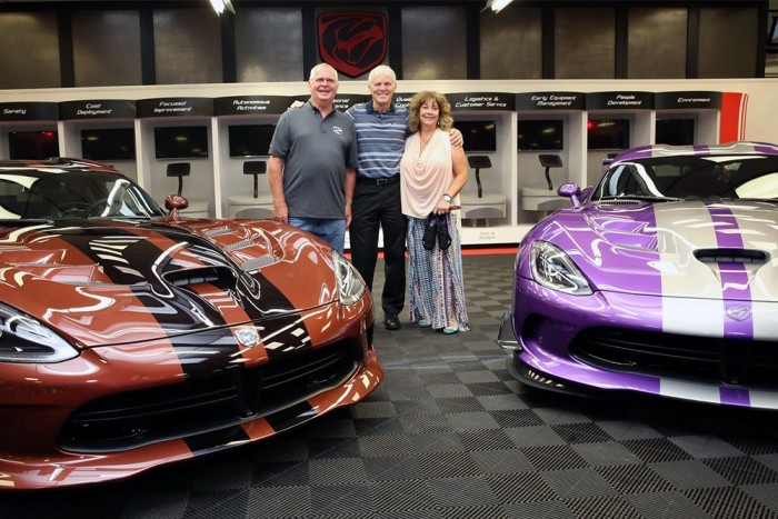 Két egyedi példánnyal bővült a legnagyobb Viper-gyűjtemény 5