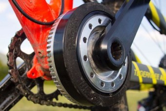 Utólag beépíthető villanymotor terepbringákhoz