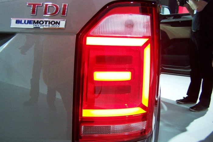 Már itthon is kapható a Bulli 6 | Vezess A hatodik generációs Transportert határozottan feldobják a LED-izókkal szerelt lámpatestek