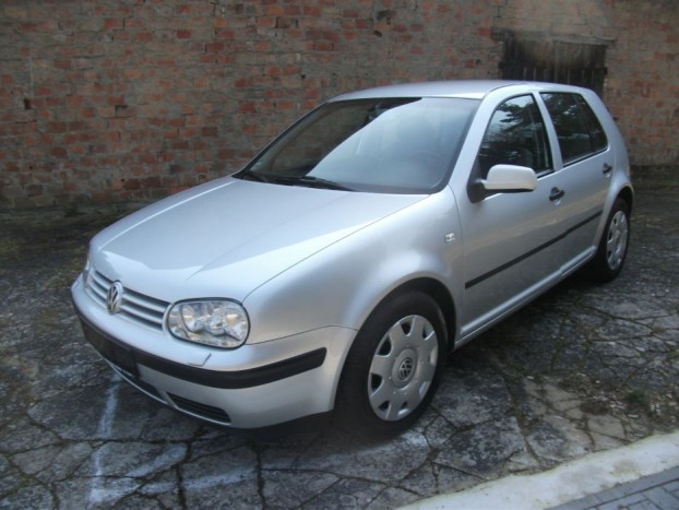 Top 10: az igazi magyar használt autók 8 5. Volkswagen Golf 1998, 121 db. Még több korabeli Golf IV érkezett be használtan hazánkba, mint ahány A4 kapott magyar rendszámot