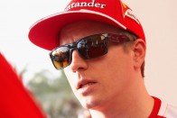 F1: Nem a két szép szeméért maradt Räikkönen 2