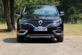 Családapákat csábító, trükkös francia