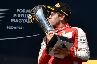 Vettel utálja, hogy spórolni kell az F1-ben