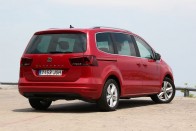 Alig látszik, de jobb lett: SEAT Alhambra 32