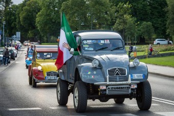 Kétezer mókás kacsa lepte el Lengyelországot