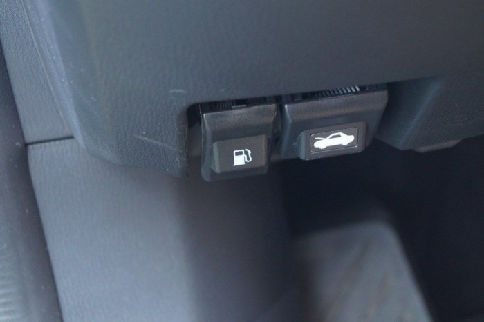 Mazda 6: olyan szép, hogy a többi mindegy is 12 | Vezess Egy kis ezeréves japán hagyomány: bowden nyitja a tanksapkát, mint az ős-magyar Swiftben