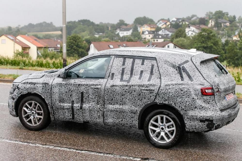 Jön a Renault hétüléses SUV-ja 5