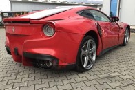 Ez a Ferrari az évtized üzlete, vagy óriási szívás? 22