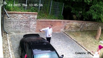 Porschét karcolt össze egy részeg srác