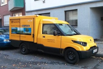 Elektromos teherautó a német postától 