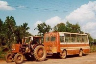 Azt hiszed nálunk a legnagyobb kaland a buszozás? 19