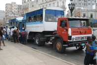 Azt hiszed nálunk a legnagyobb kaland a buszozás? 27