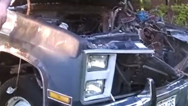 Poén egy motort kiszakítani a helyéről?