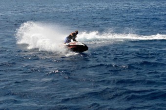 Kimi Räikkönen aktívan pihen